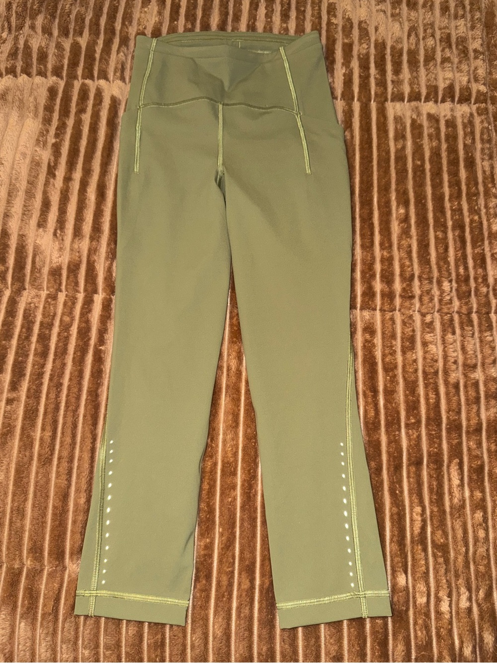 Lululemon Women’s Swift Speed High-Rise Crop 21"